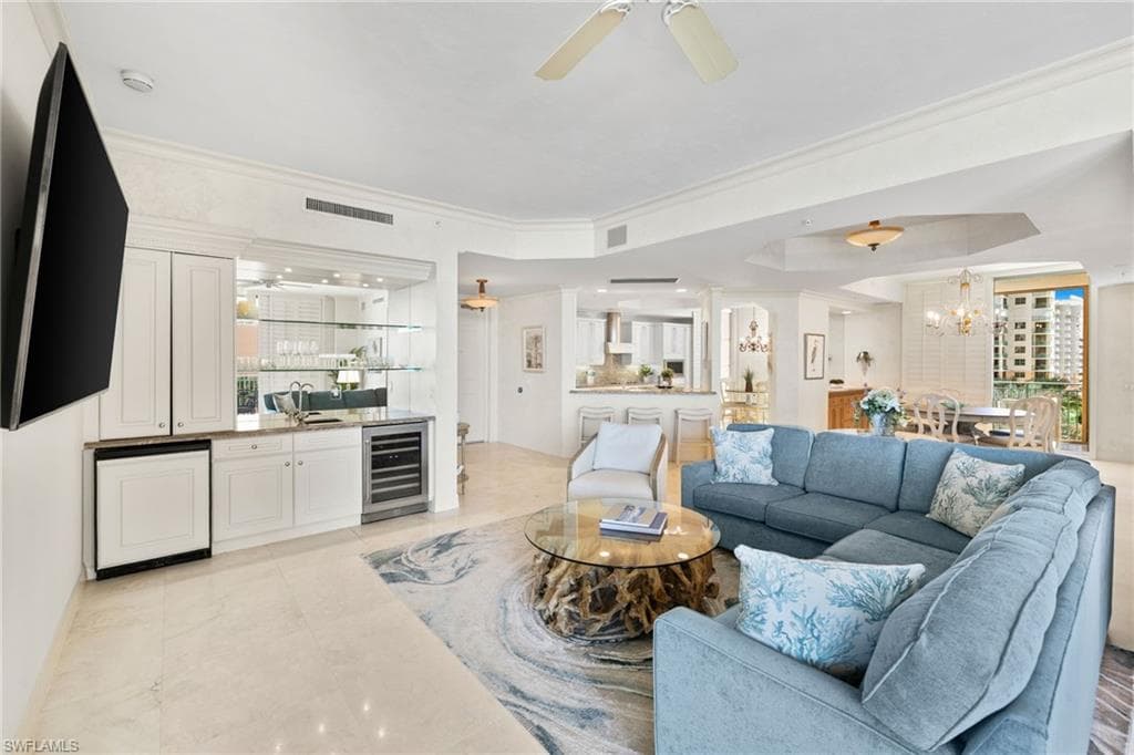 960 Cape Marco Dr 506, Marco Island, FL 34145-9