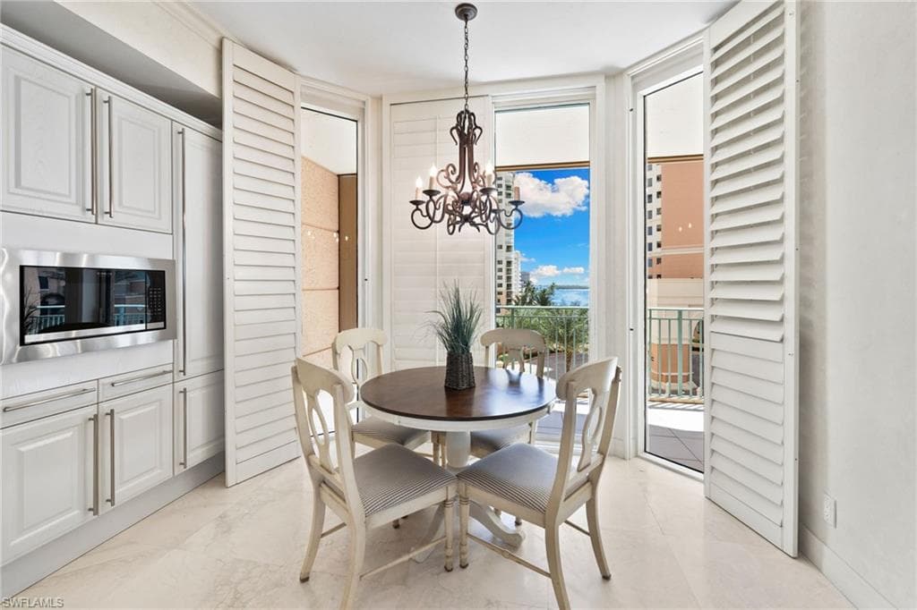 960 Cape Marco Dr 506, Marco Island, FL 34145-21