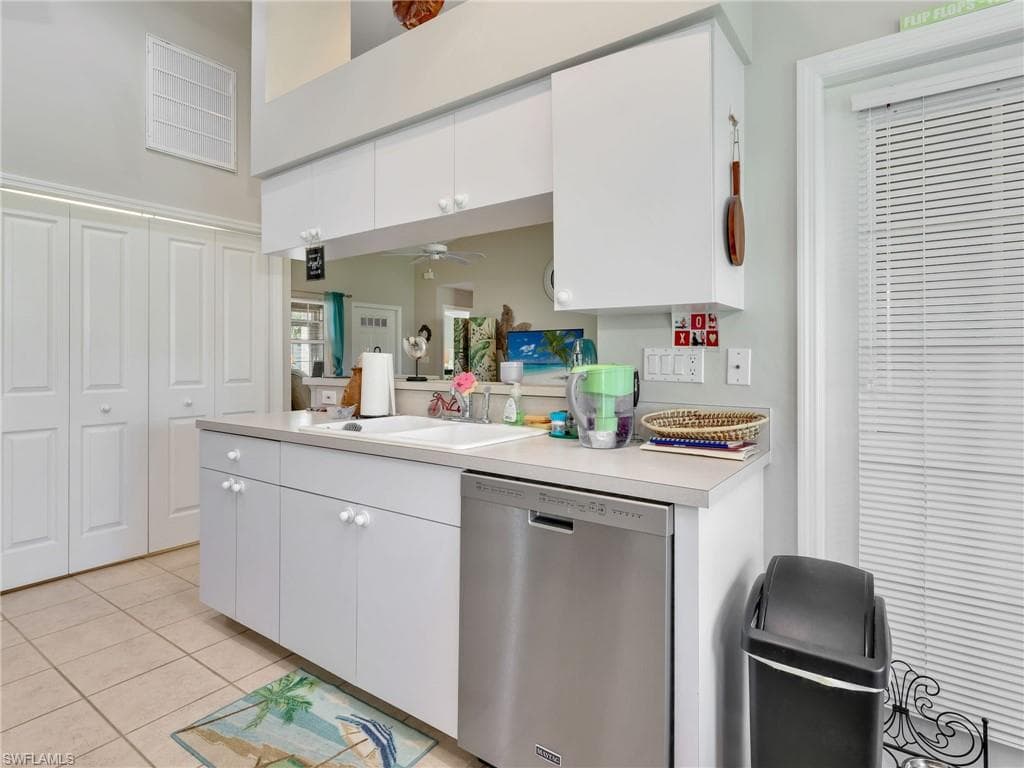 3751 Gloxinia Dr, North Fort Myers, FL 33917-8