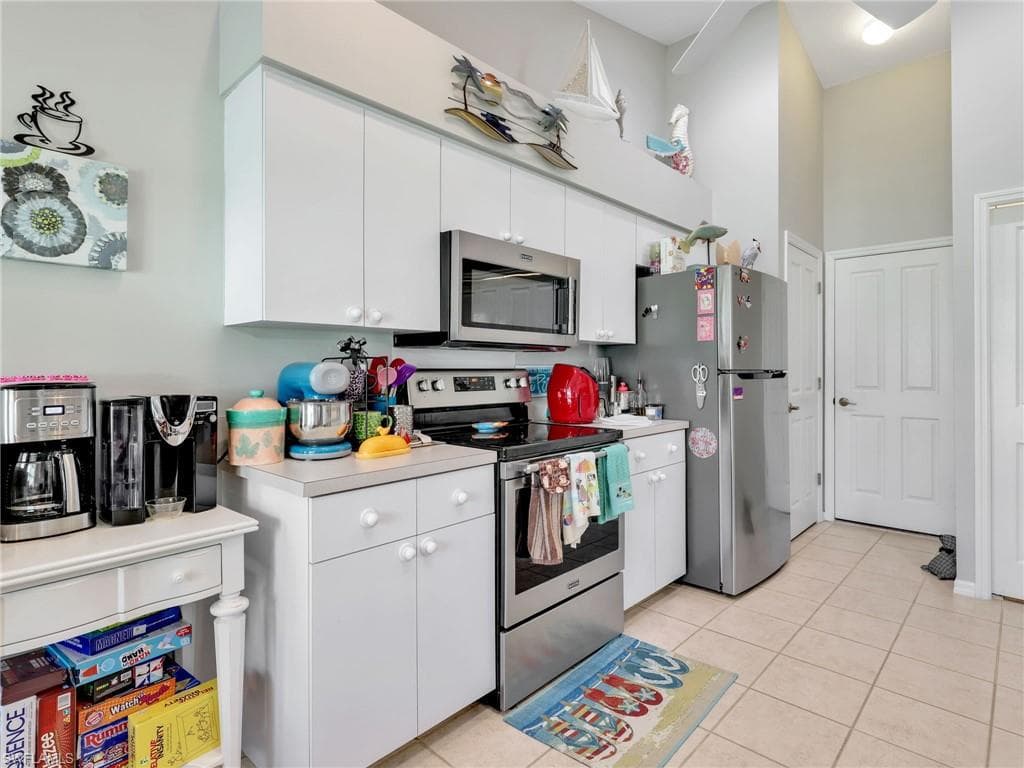 3751 Gloxinia Dr, North Fort Myers, FL 33917-9