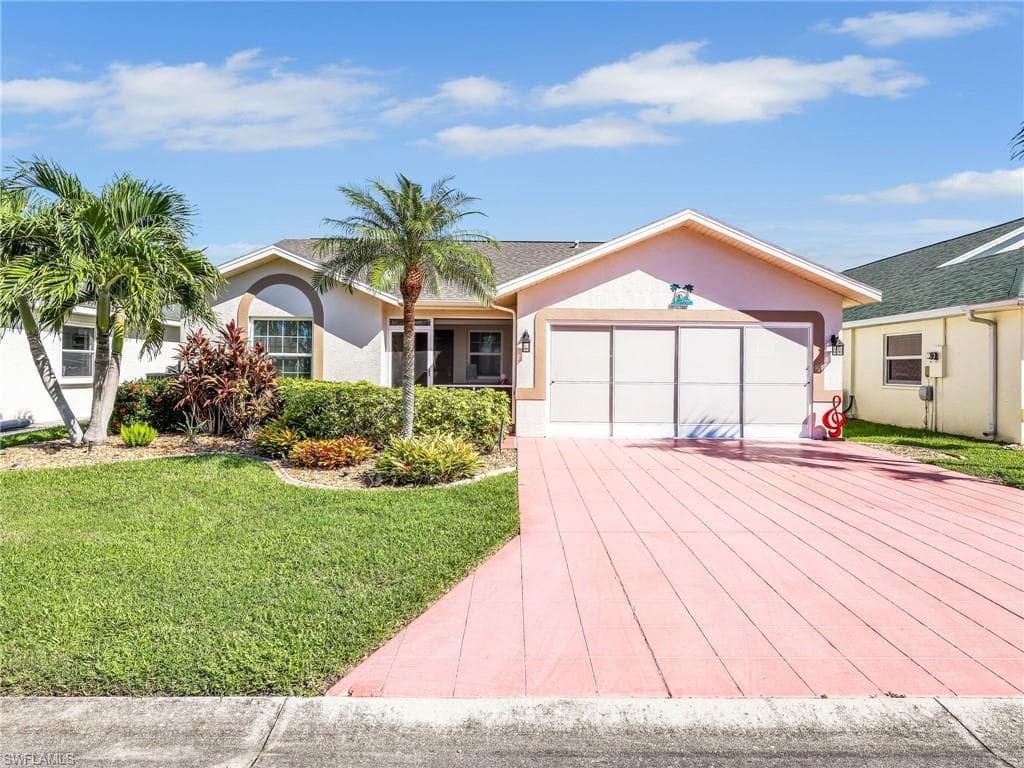 3751 Gloxinia Dr, North Fort Myers, FL 33917-1