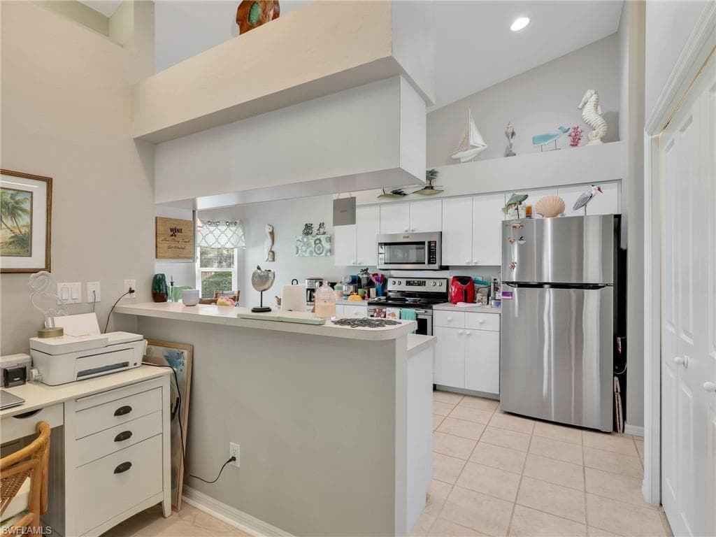 3751 Gloxinia Dr, North Fort Myers, FL 33917-6