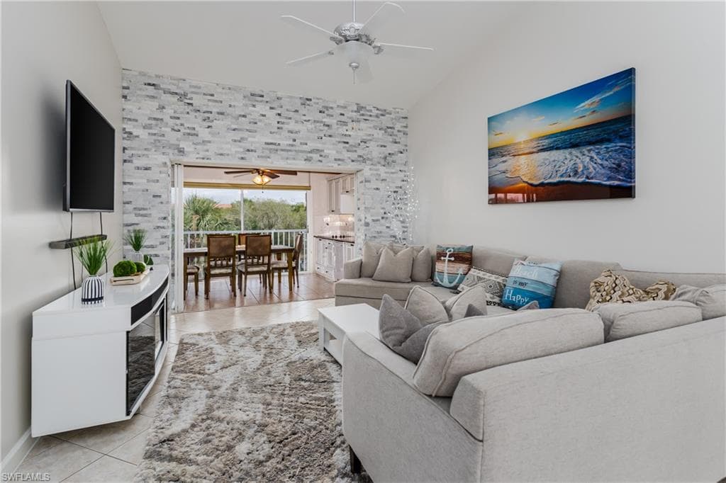 6750 Beach Resort Dr 10, Naples, FL 34114-11