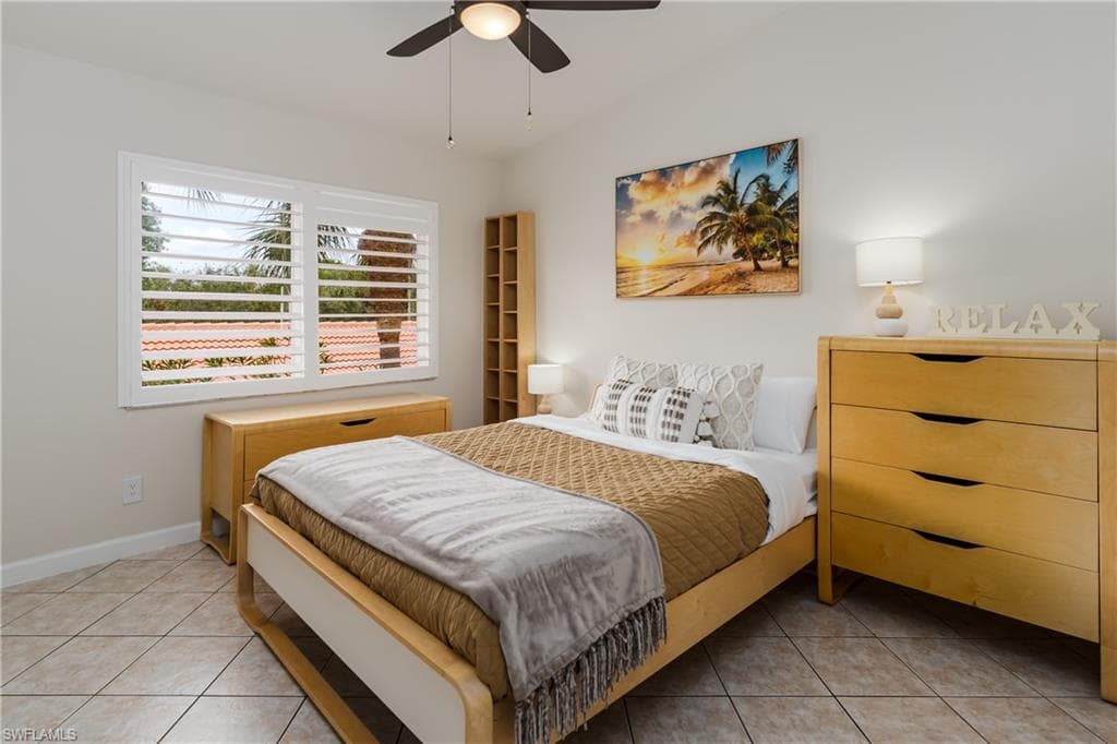 6750 Beach Resort Dr 10, Naples, FL 34114-19