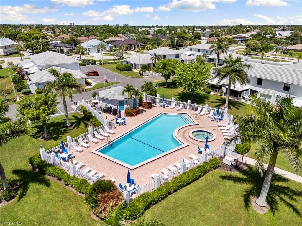 134 Leland Way E T5, Marco Island, FL 34145-33