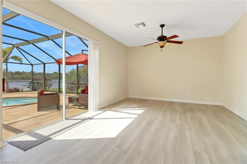 1581 Birdie Dr, Naples, FL 34120-9