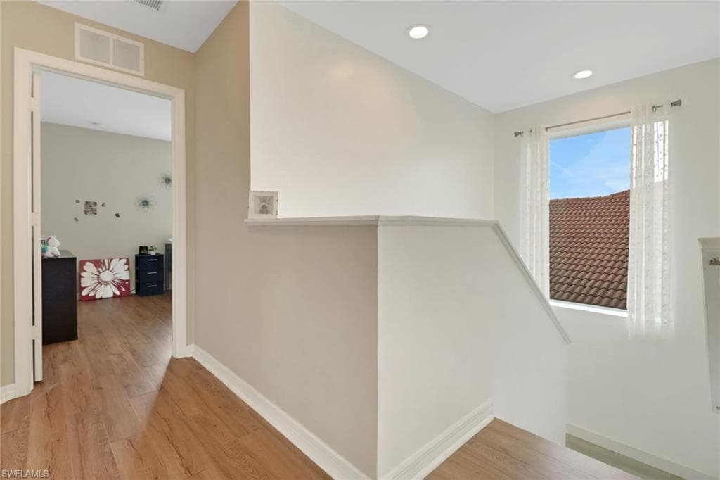 1581 Birdie Dr, Naples, FL 34120-14