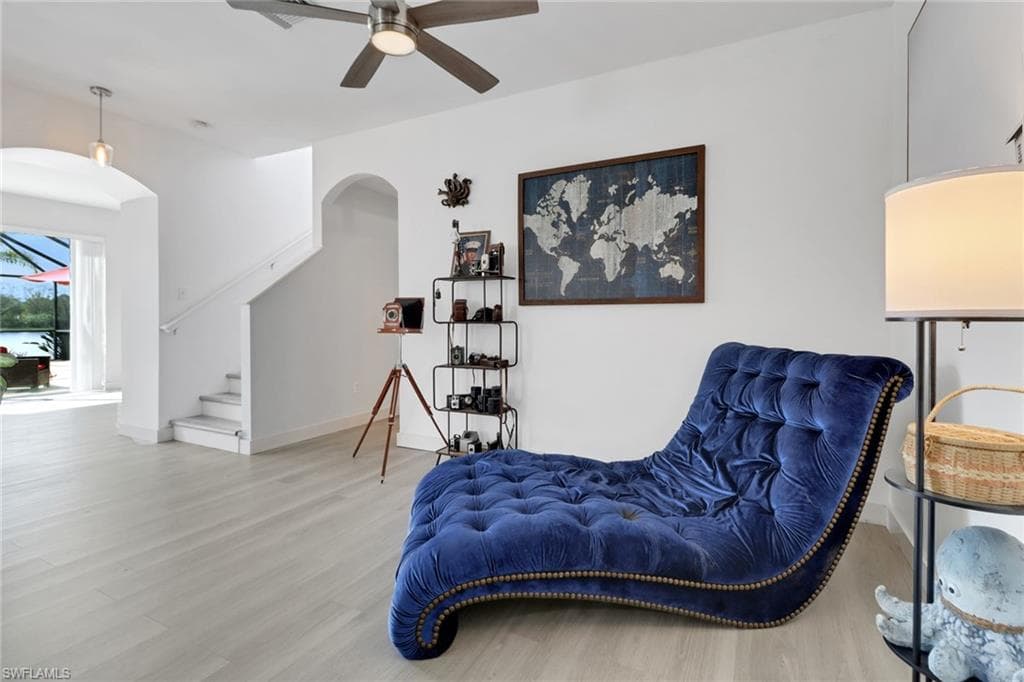 1581 Birdie Dr, Naples, FL 34120-6