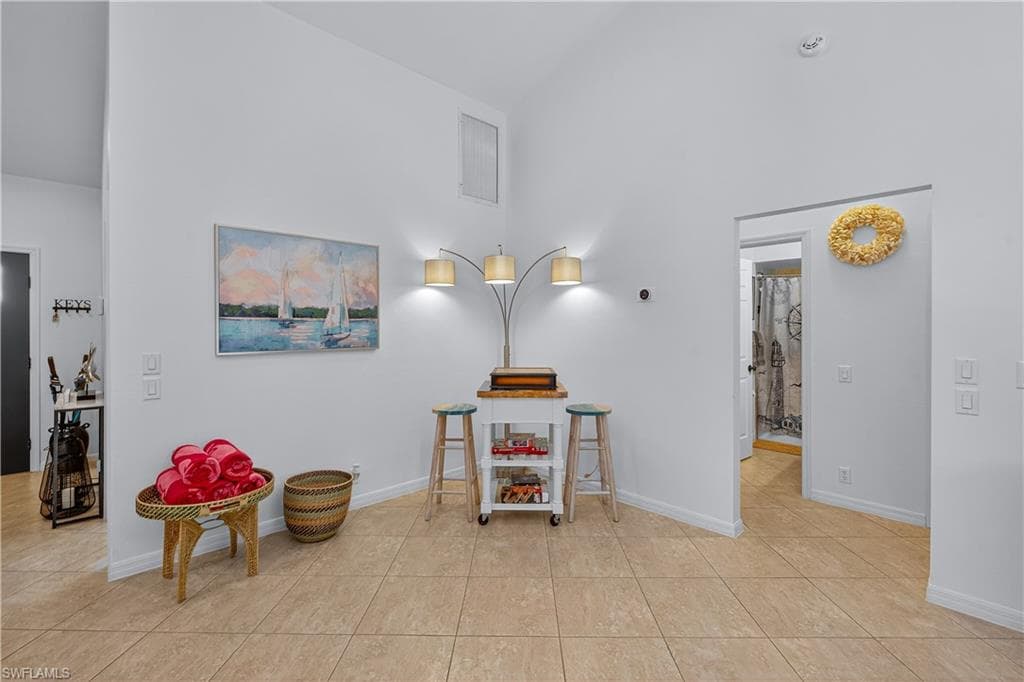 566 Barfield Dr, Marco Island, FL 34145-11