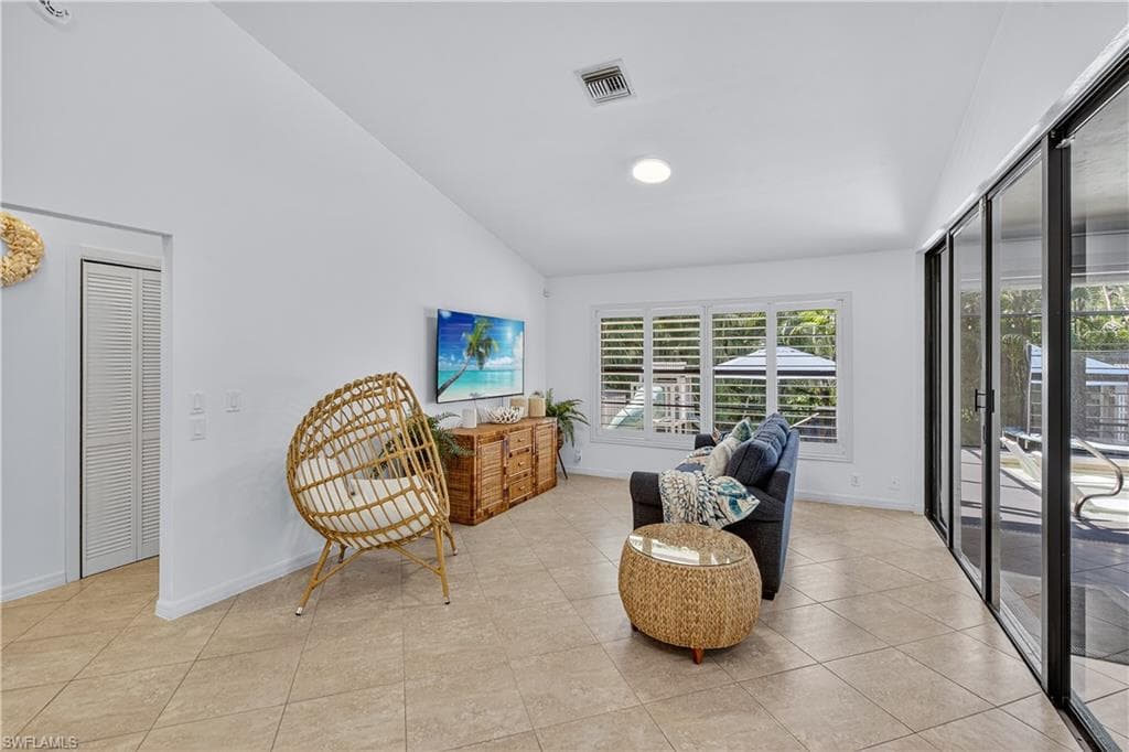 566 Barfield Dr, Marco Island, FL 34145-16