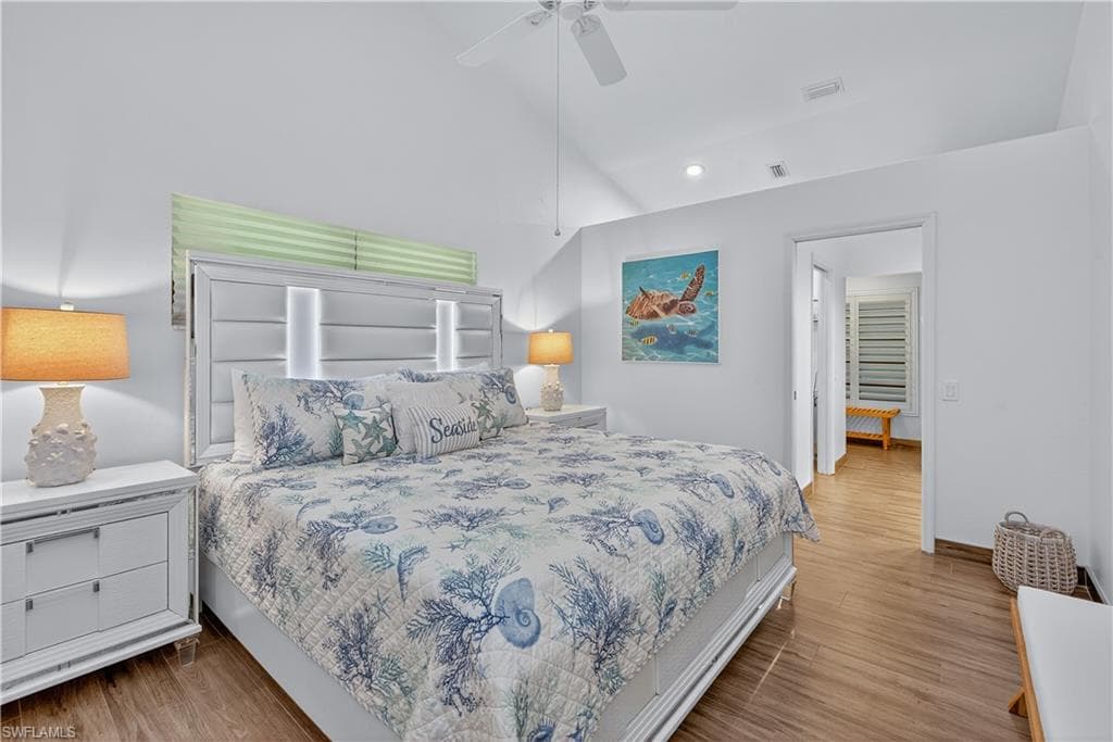 566 Barfield Dr, Marco Island, FL 34145-18