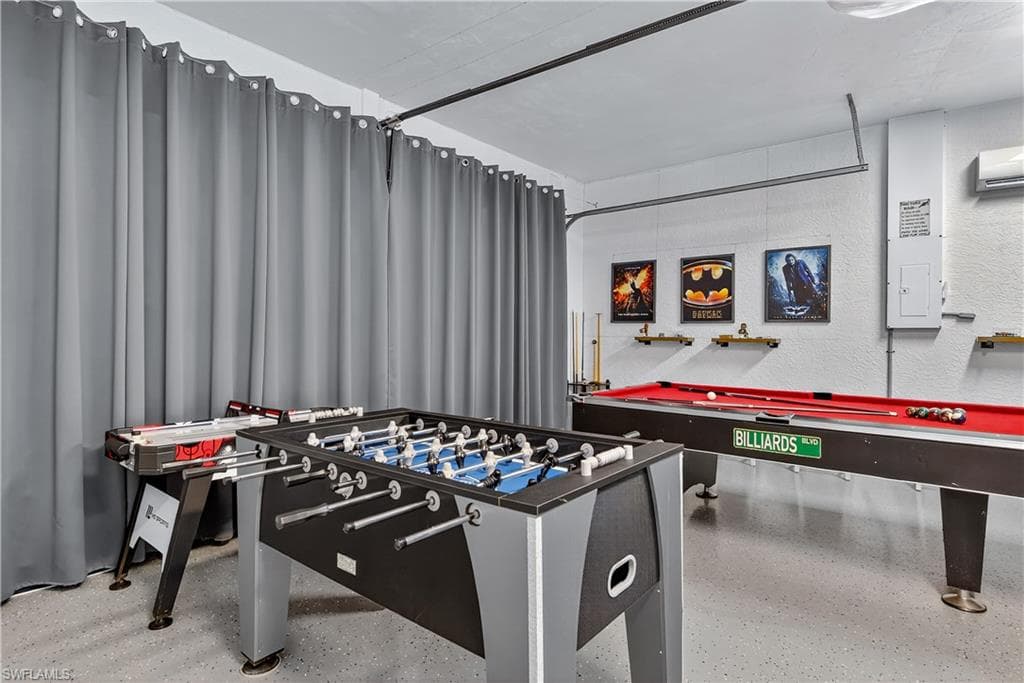 566 Barfield Dr, Marco Island, FL 34145-26