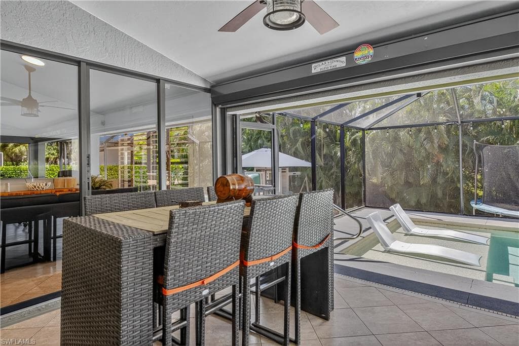 566 Barfield Dr, Marco Island, FL 34145-29