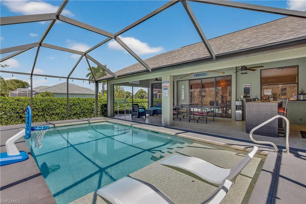 566 Barfield Dr, Marco Island, FL 34145-33