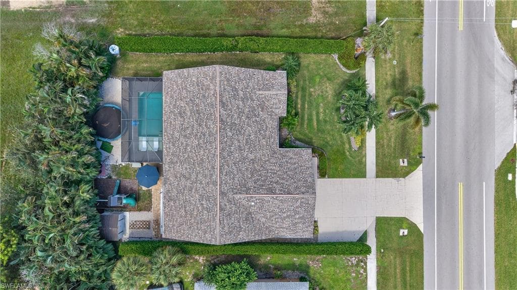 566 Barfield Dr, Marco Island, FL 34145-37