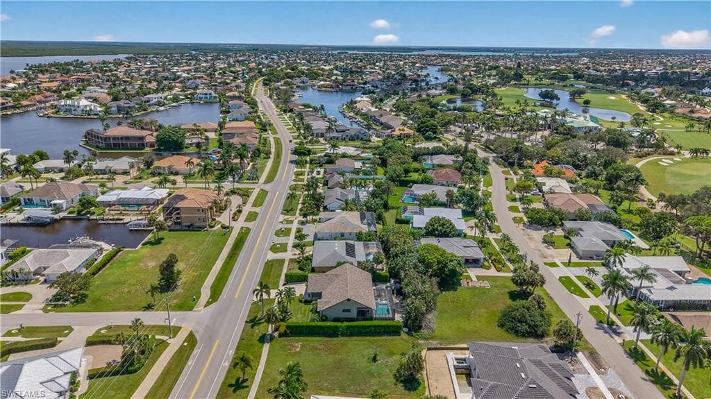 566 Barfield Dr, Marco Island, FL 34145-38