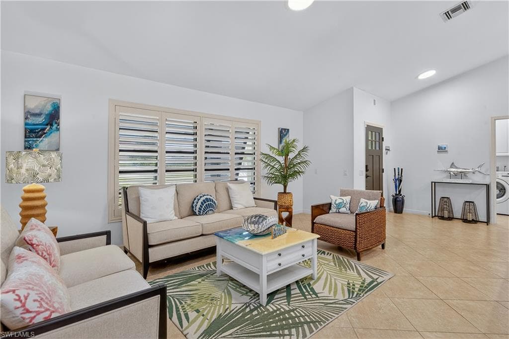 566 Barfield Dr, Marco Island, FL 34145-5