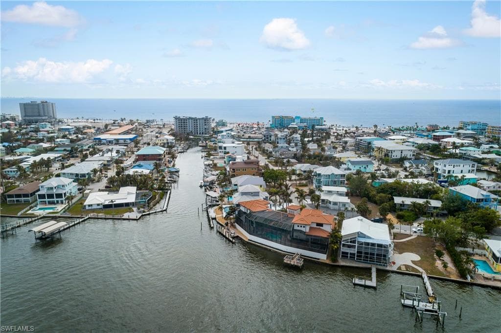 391 Palermo Cir, Fort Myers Beach, FL 33931-50