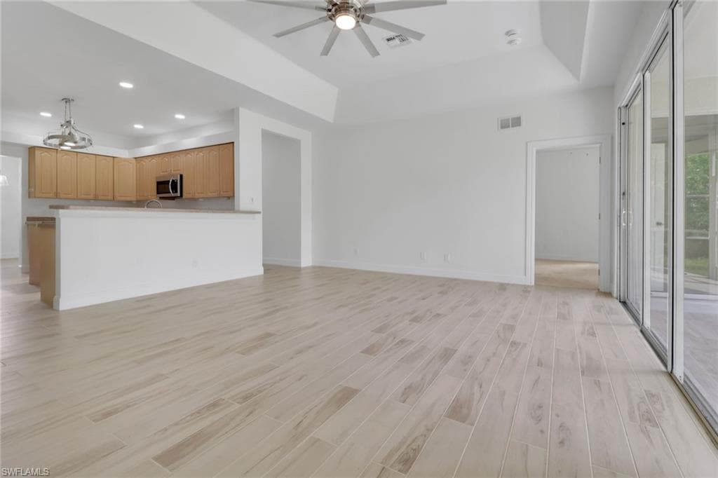 4670 38th Ave SE, Naples, FL 34117-10