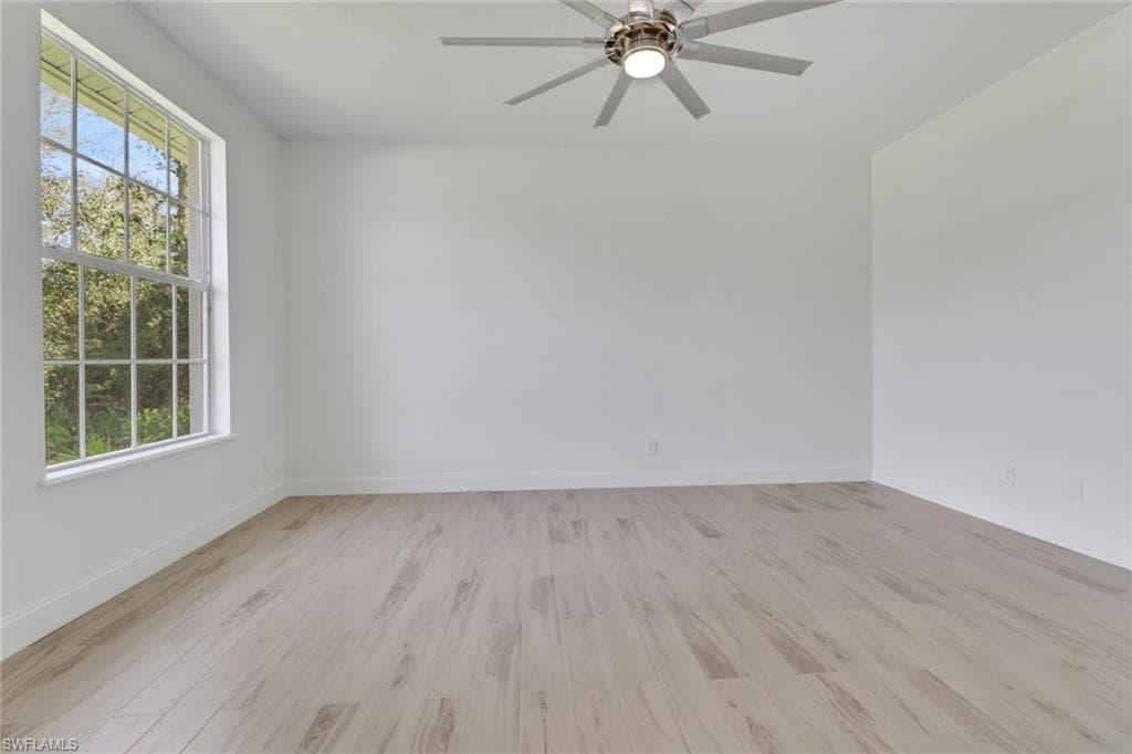 4670 38th Ave SE, Naples, FL 34117-14