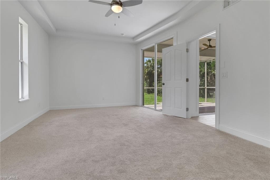 4670 38th Ave SE, Naples, FL 34117-18