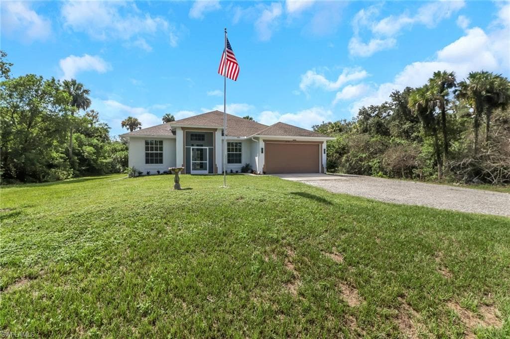 4670 38th Ave SE, Naples, FL 34117-1