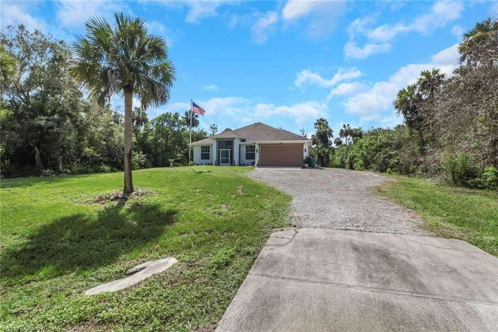 4670 38th Ave SE, Naples, FL 34117-36