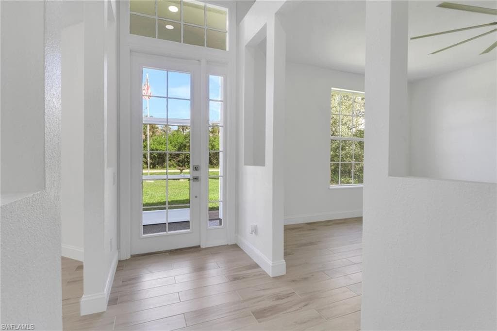 4670 38th Ave SE, Naples, FL 34117-3
