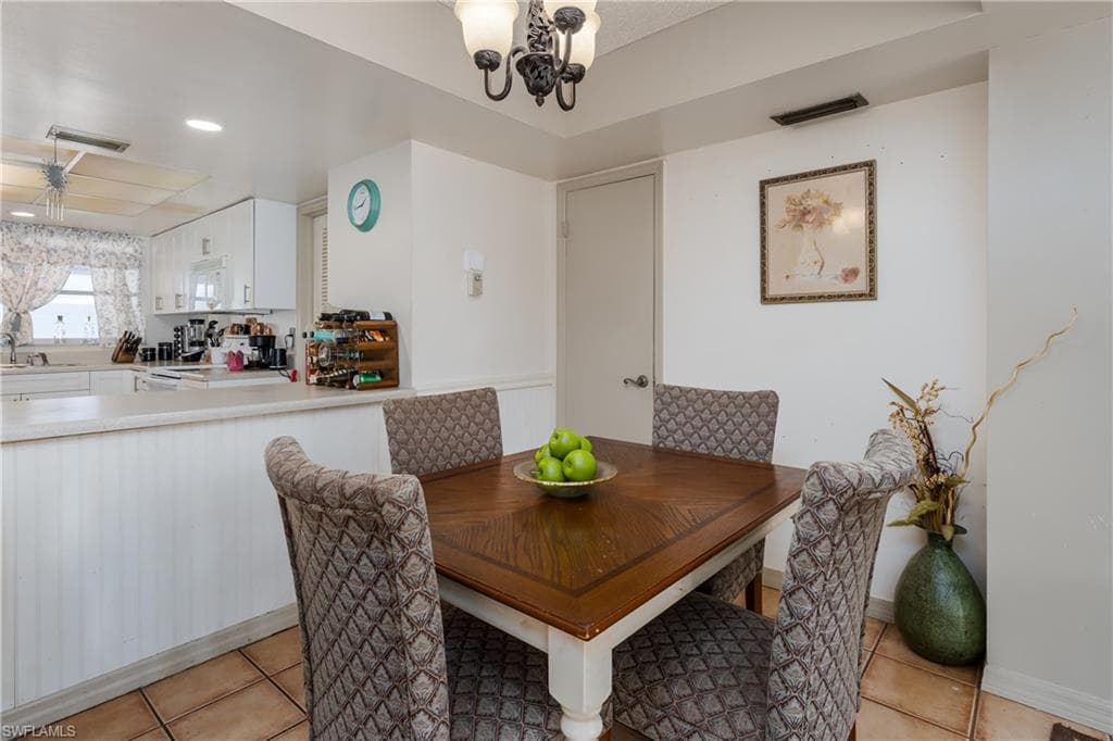 20 Watercolor Way, Naples, FL 34113-9