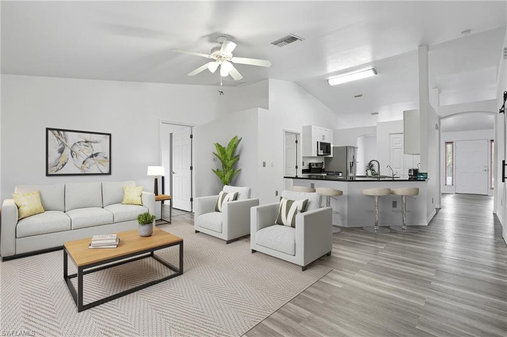 2675 70th Ave NE, Naples, FL 34120-8