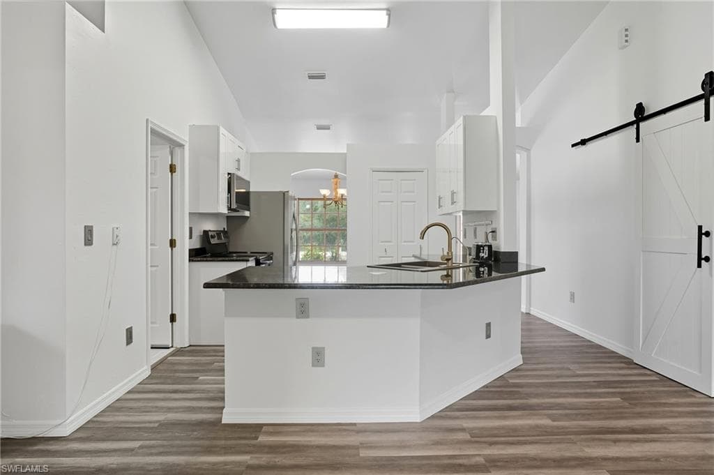 2675 70th Ave NE, Naples, FL 34120-25