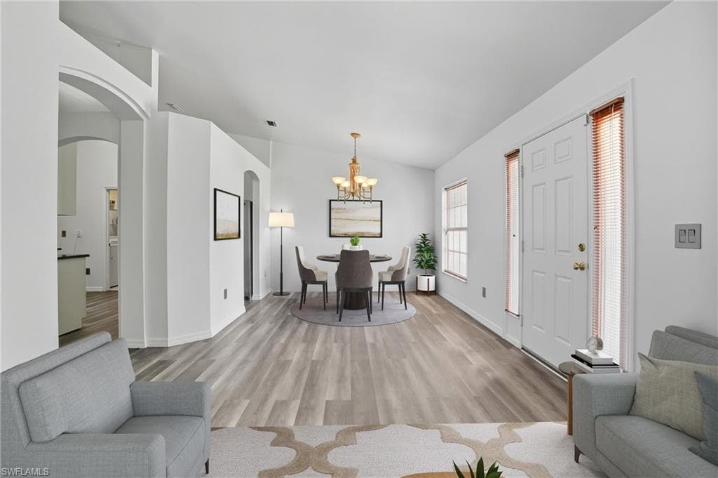 2675 70th Ave NE, Naples, FL 34120-4