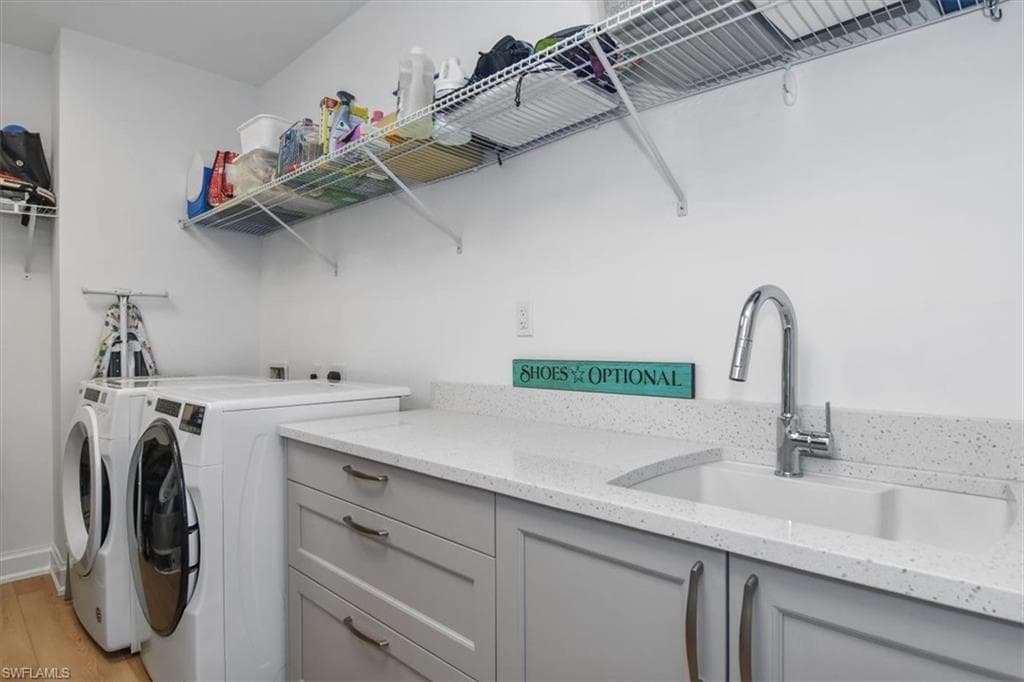 1111 Central Ave 207, Naples, FL 34102-17