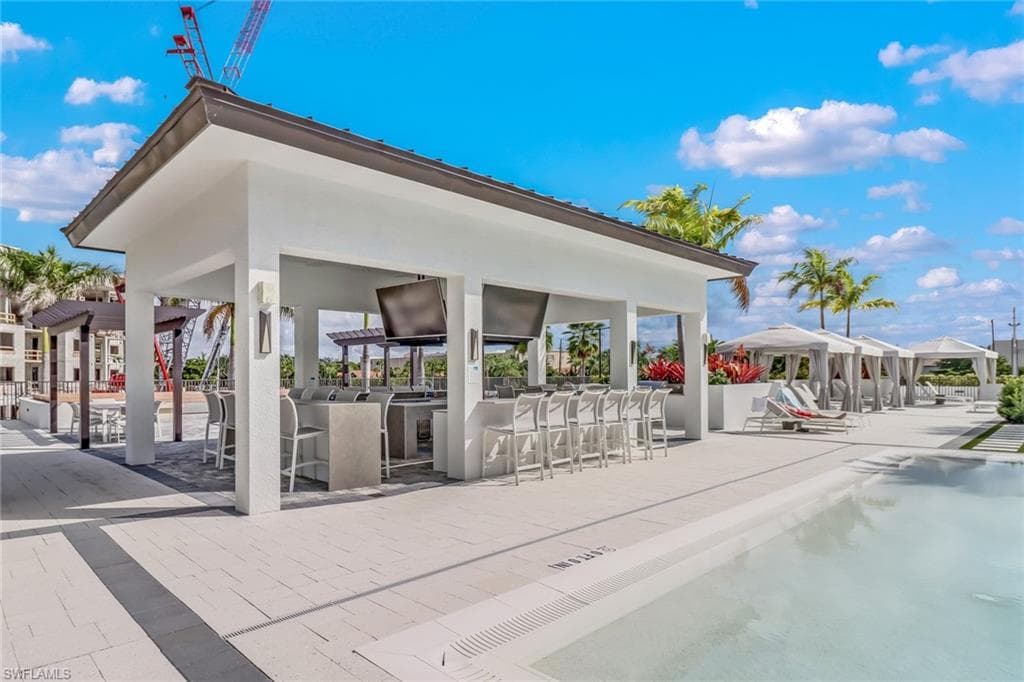 1111 Central Ave 207, Naples, FL 34102-25