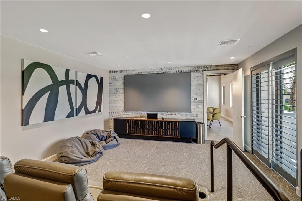 1111 Central Ave 207, Naples, FL 34102-30