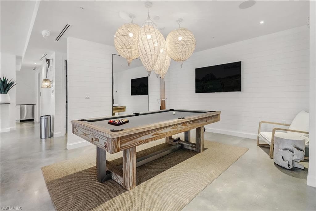 1111 Central Ave 207, Naples, FL 34102-32