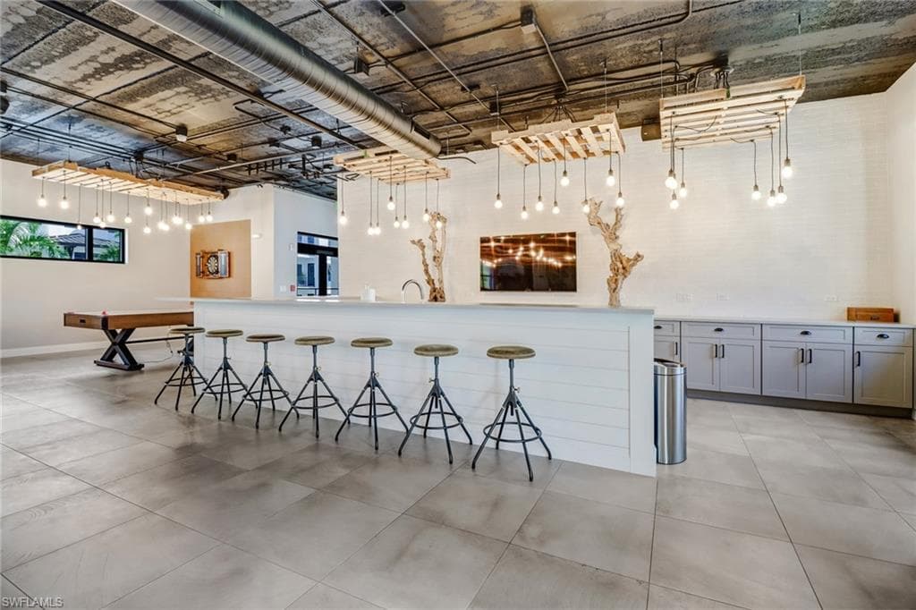 1111 Central Ave 207, Naples, FL 34102-35