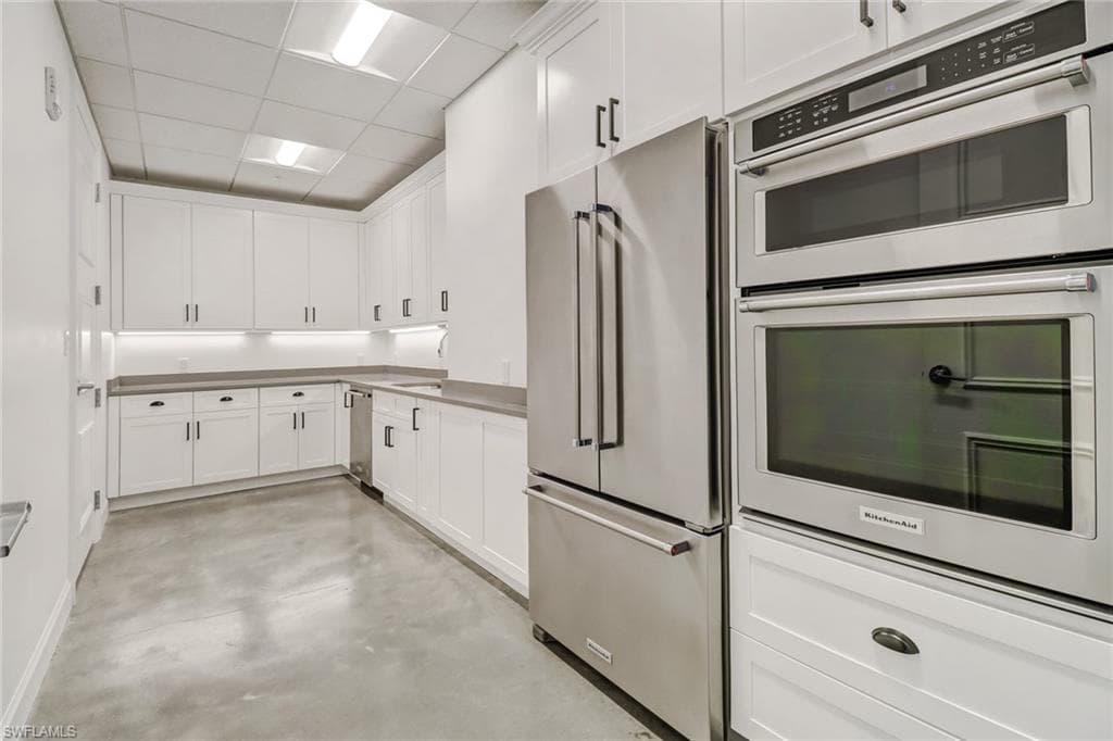 1111 Central Ave 207, Naples, FL 34102-39