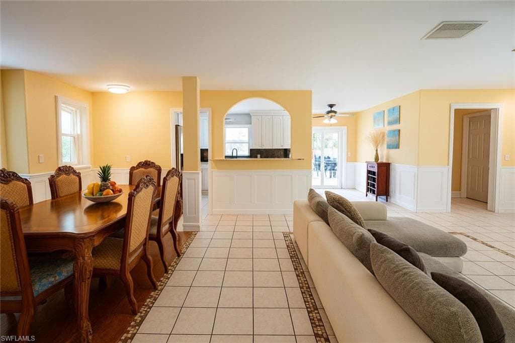 8360 Beacon Blvd, Fort Myers, FL 33907-16