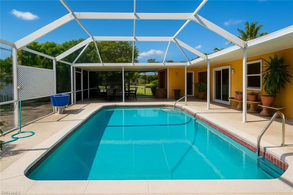 8360 Beacon Blvd, Fort Myers, FL 33907-2