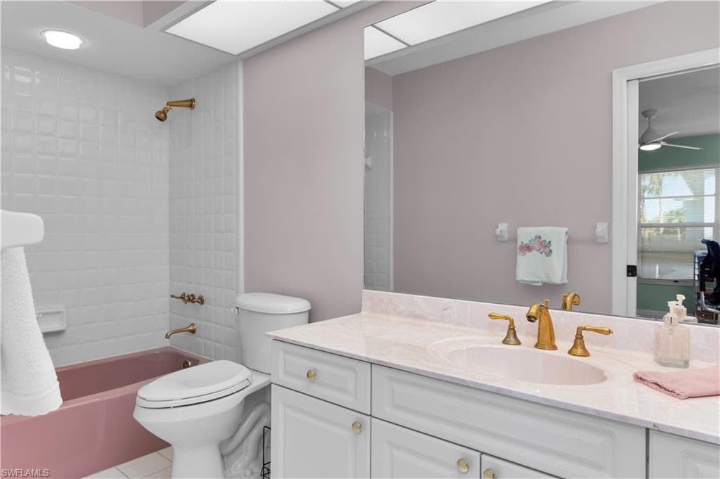 520 Alameda Ct, Marco Island, FL 34145-23