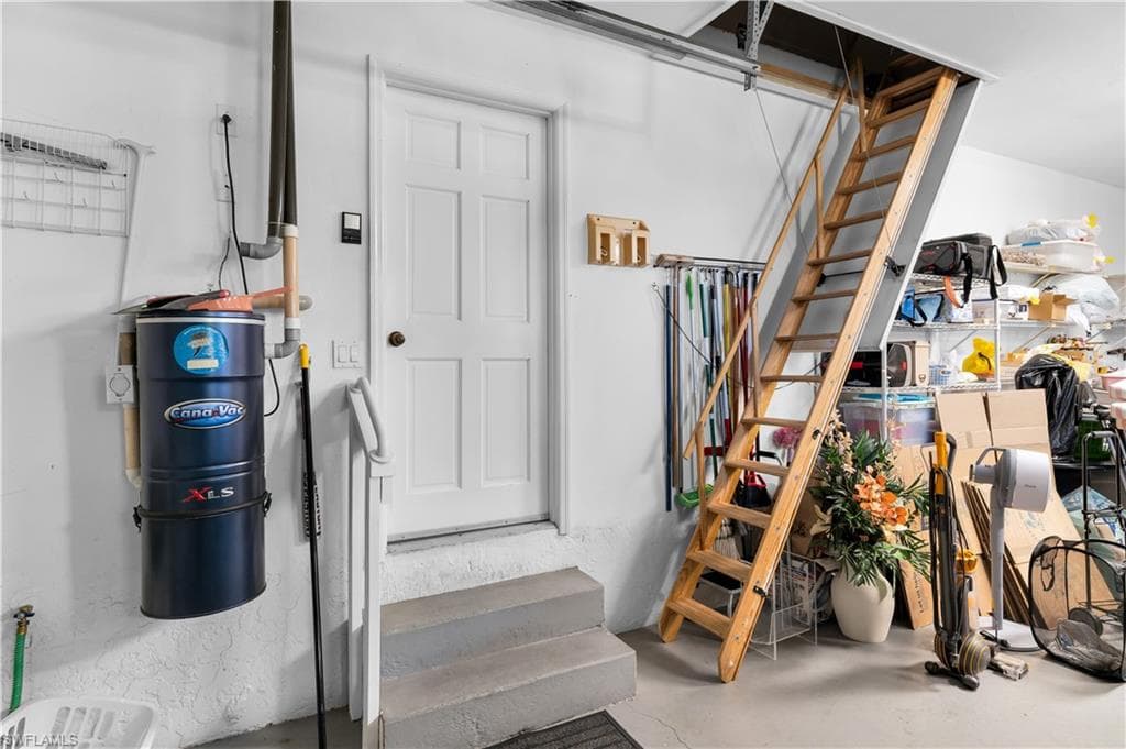 520 Alameda Ct, Marco Island, FL 34145-28