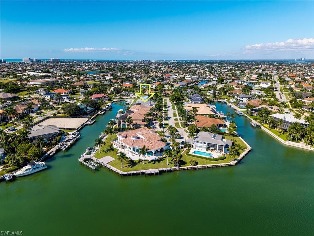 520 Alameda Ct, Marco Island, FL 34145-4