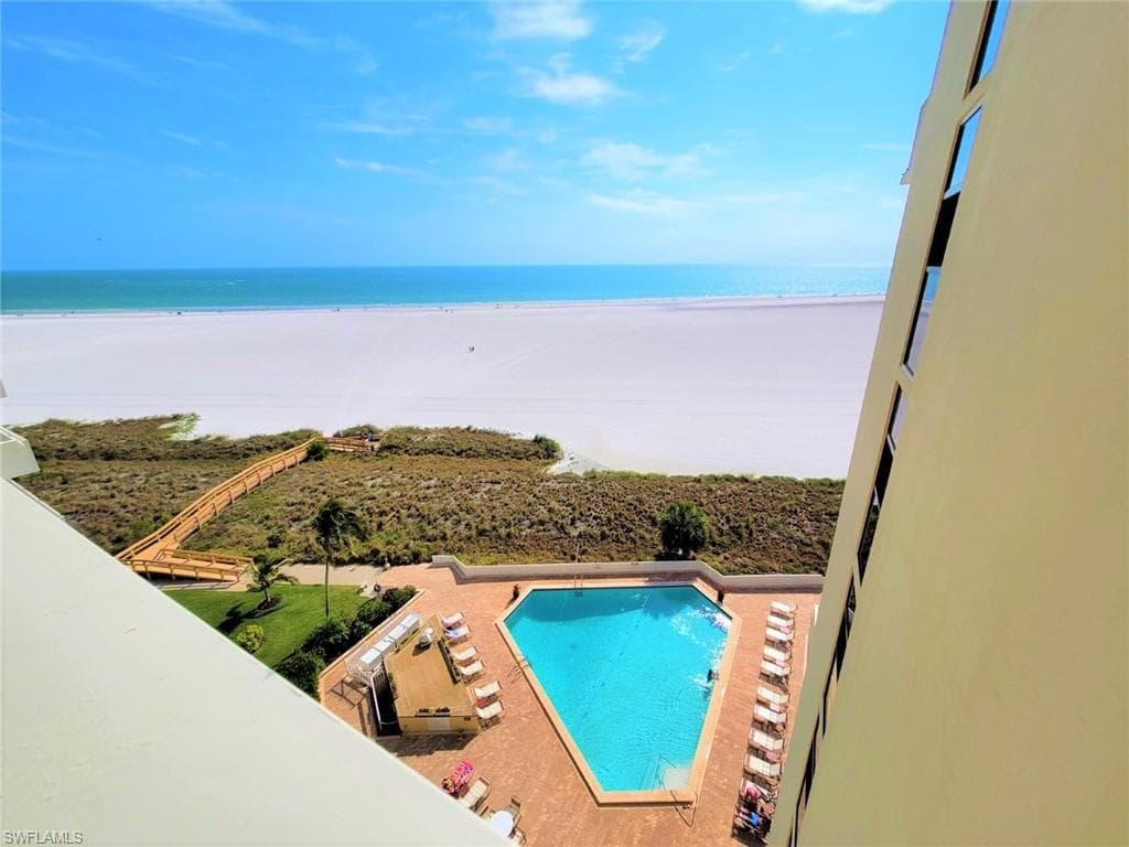 180 Seaview Ct 901, Marco Island, FL 34145-3