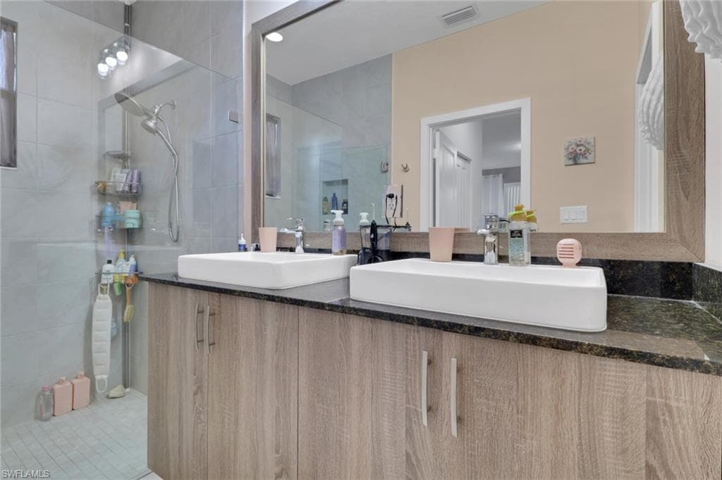 5587 Morino Way W, Ave Maria, FL 34142-15