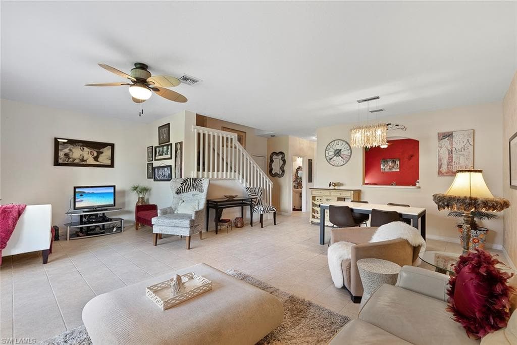9838 Roundstone Cir, Fort Myers, FL 33967-8