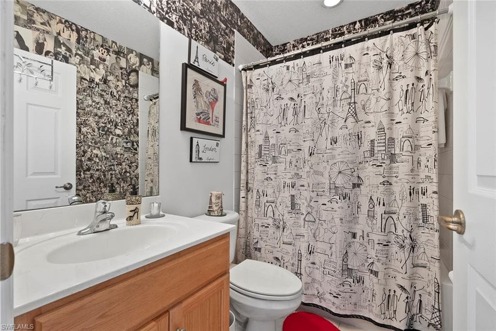 9838 Roundstone Cir, Fort Myers, FL 33967-14