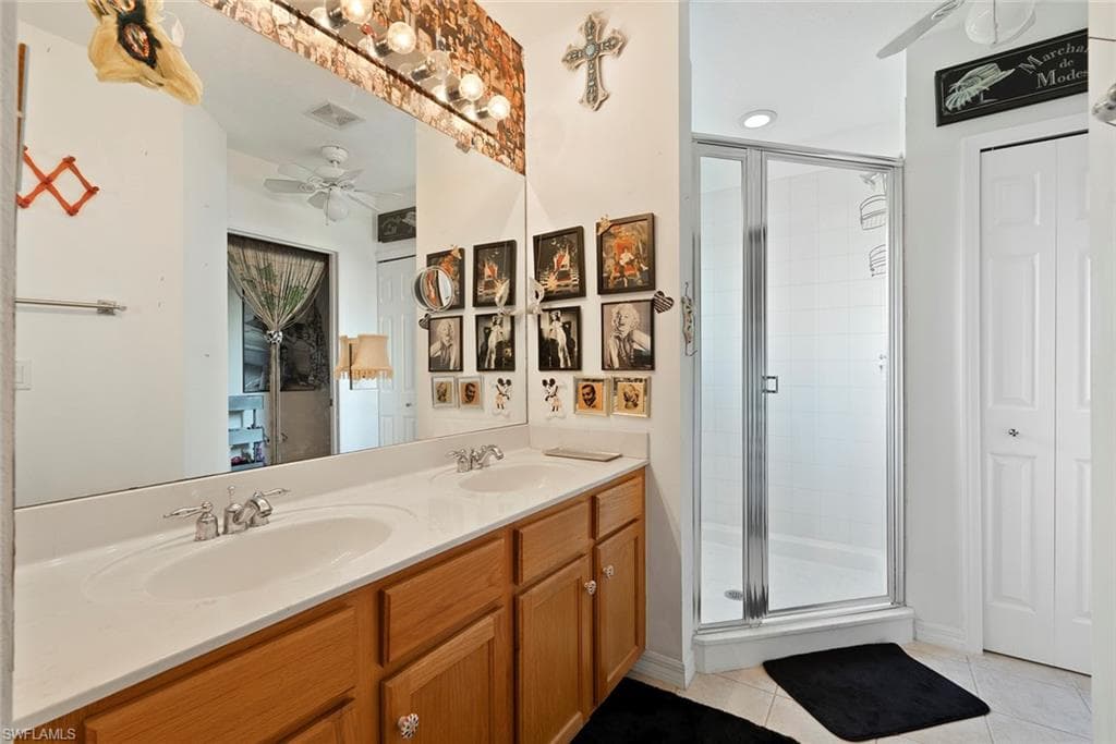 9838 Roundstone Cir, Fort Myers, FL 33967-19