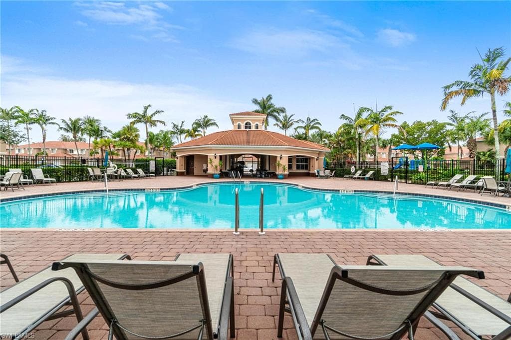 9838 Roundstone Cir, Fort Myers, FL 33967-22