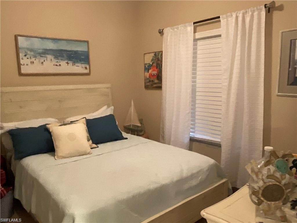 4420 Botanical Place Cir 104, Naples, FL 34112-9